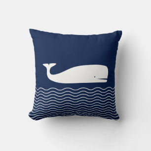 Almohada azul y blanca, ballena, ciruela náutica