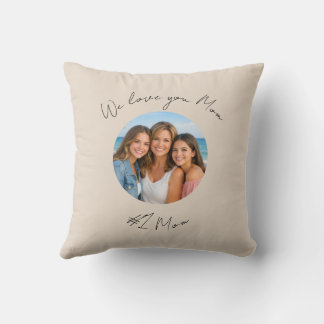 Almohada beige de texto de foto para el día de la