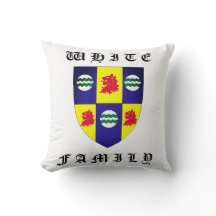 Almohada blanca de los descendientes de la familia