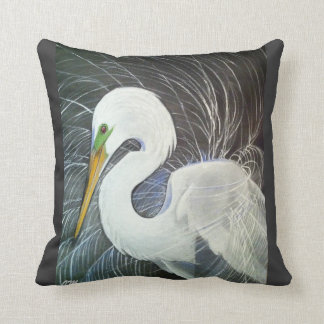 Almohada blanca del Egret