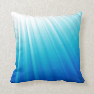 Almohada blanca ligera divina del azul de la