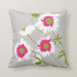 Almohada blanca, rosada, verde y gris de la