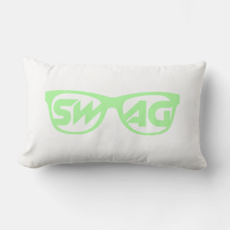 Almohada blanca y verde claro en franja de 2 lados