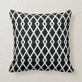 Almohada blanco y negro del enrejado del diamante