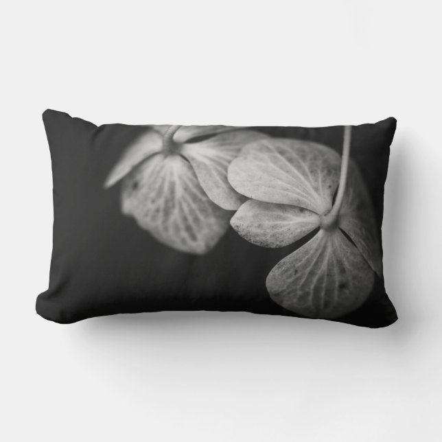 Almohada blanco y negro del Hydrangea (Anverso)