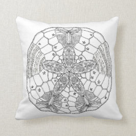 Almohada blanco y negro del tiro con el diseño de