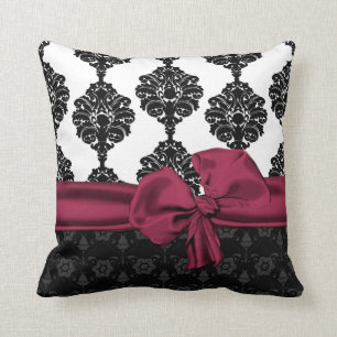 Almohada blanco y negro elegante del arco del