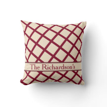 Almohada Burgundy Cremosa Personalizada con Enreja