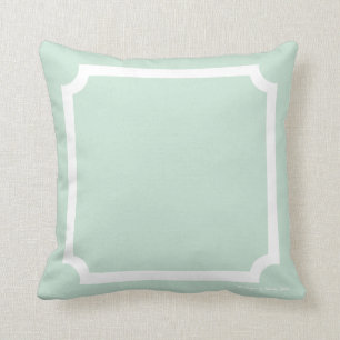 Almohada clásica de la frontera en Seaglass/blanco