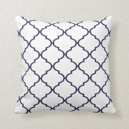 Almohada clásica del azul marino y blanca de