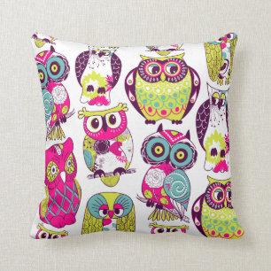 Almohada colorida de la decoración de los búhos