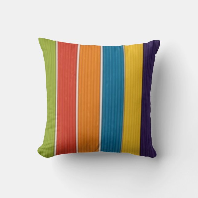 Almohada colorida de las rayas (Anverso)
