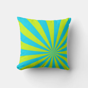 Almohada colorida en verano del estallido del sol