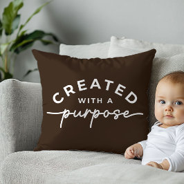 Almohada con cita cristiana marrón