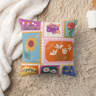 Almohada con collage de sello postal floral vintag