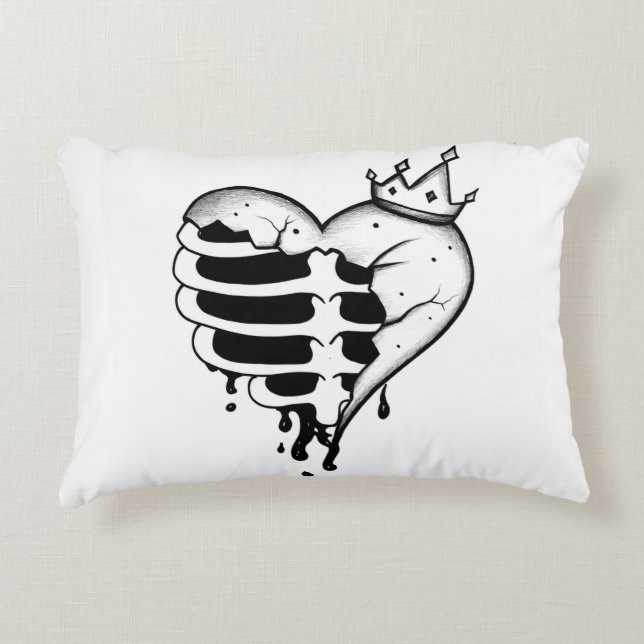 Almohada con corona de caja torácica de corazón ro (Anverso)