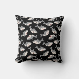 Almohada con divertido estampado de tiburón lindo
