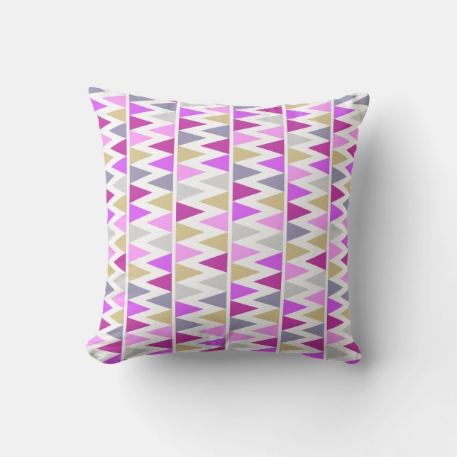 Almohada con estampado de banderines triangulares  (Anverso)