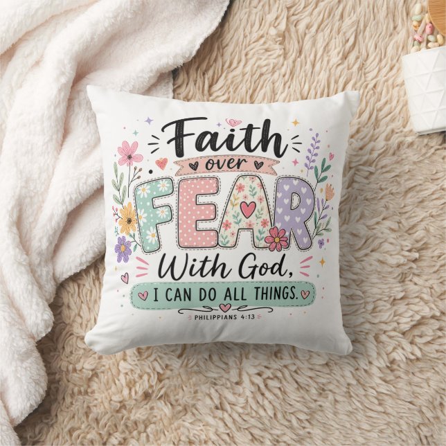 Almohada con 'Fe sobre el miedo Filipenses 4:13' (Manta)