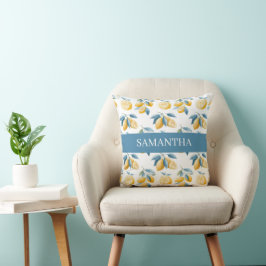 Almohada con nombre de patrón de limón mediterráne