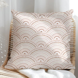 Almohada con Patrón de Arcoíris Neutral Boho