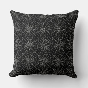 Almohada con patrón de telaraña