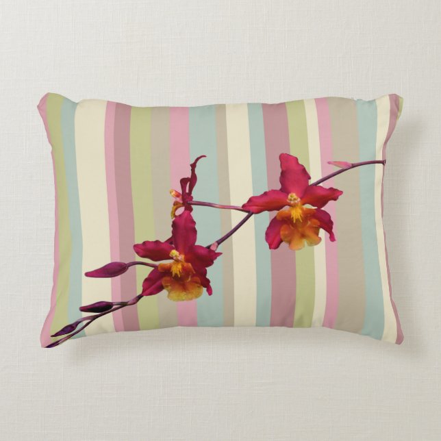 Almohada con un ramo de orquídeas Cattleya (Anverso)