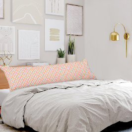 Almohada corporal con patrón de flores rosadas
