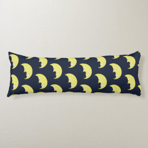 Almohada corporal con patrón de luna sonriente