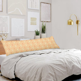 Almohada corporal con patrón de triángulos naranja
