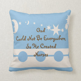 Almohada cristiana de la siesta de la enfermera