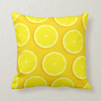 Almohada cuadrada amarilla gráfica de la rebanada