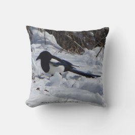 almohada cuadrada Black Bilky Rocky Mountain Magpi