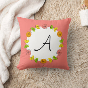 Almohada cuadrada con monograma rosa Citrus Circle