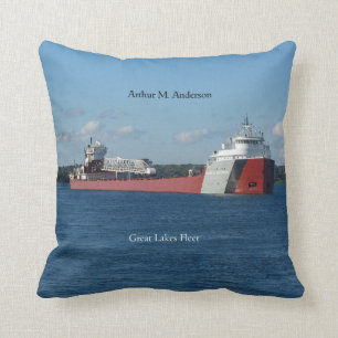 Almohada cuadrada de Arturo M. Anderson