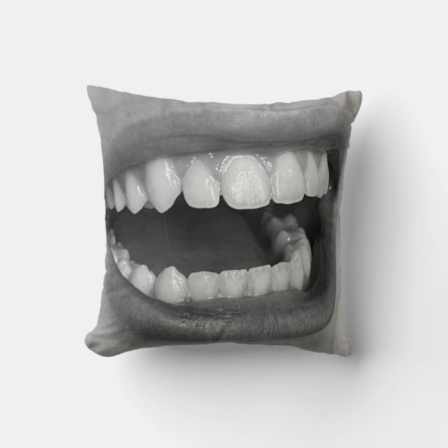 Almohada cuadrada de boca grande (Anverso)