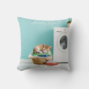 Almohada cuadrada, lavandería con gato