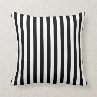 Almohada Cuadrada Negra con Raya Blanca