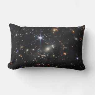 Almohada Cúsmica del Cúmulo de Galaxias SMACS 0723
