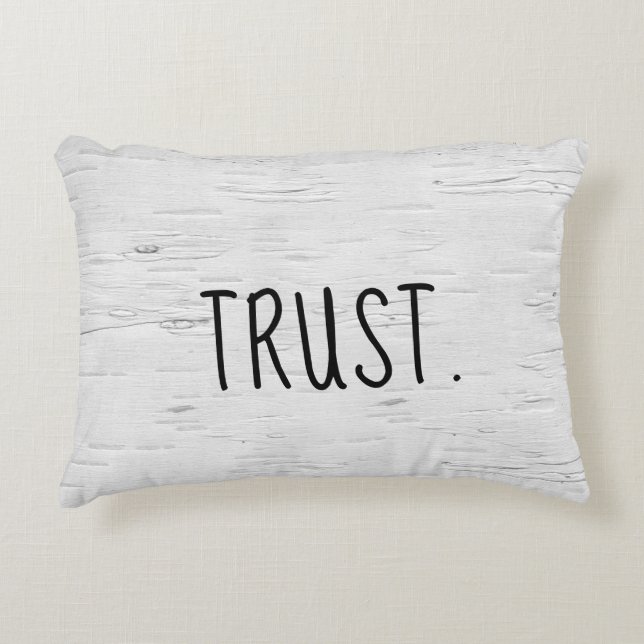 Almohada de acento con texto de CONFIANZA en abedu (Anverso)
