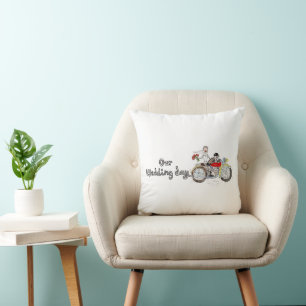 Almohada de acento de boda de novios en moto