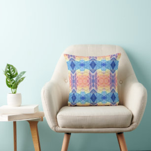 Almohada de acento de caleidoscopio azul pastel y