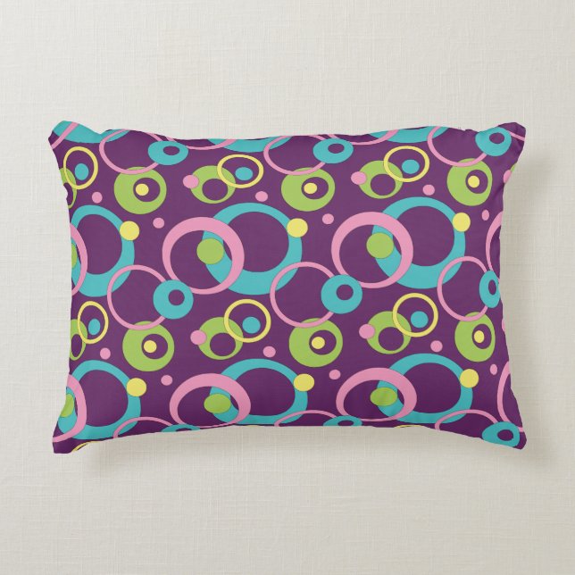 Almohada de acento de círculos púrpura funky (Anverso)