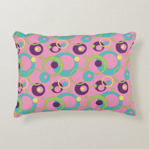 Almohada de acento de círculos rosados funky
