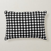 Almohada de acento de diamante a cuadros en blanco