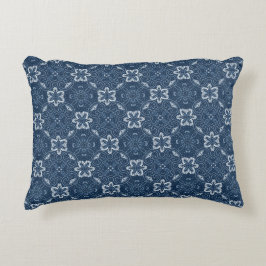 Almohada de acento de diseño floral azul y blanco