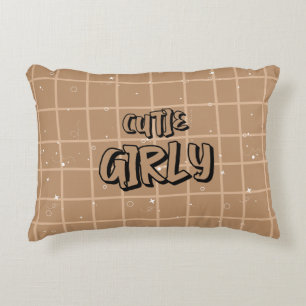 Almohada de acento de gingham marrón de niña linda