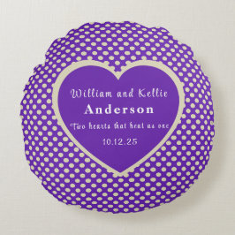 Almohada de acento de lunares 'Purple Heart'