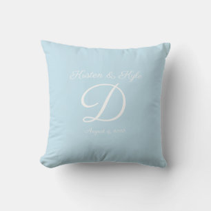 Almohada de acento de regalo de boda con monograma