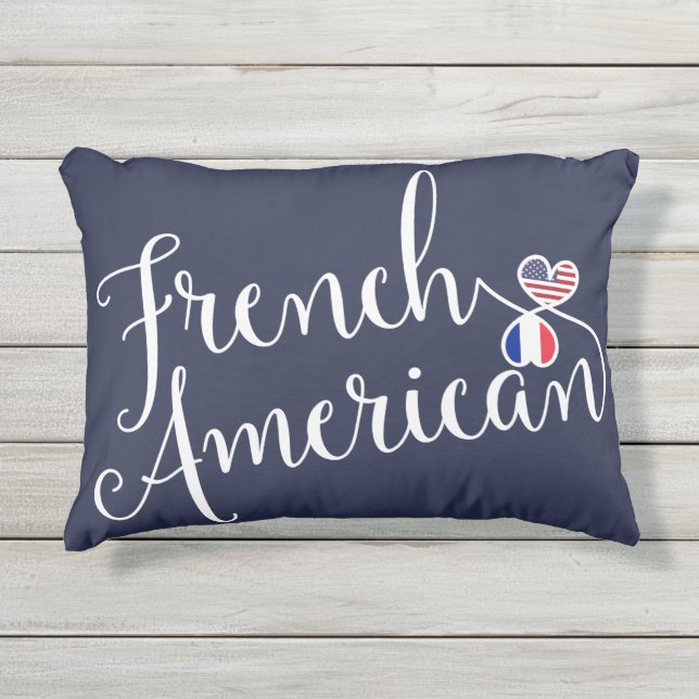 Almohada de acento del corazón entrelazado de los  (Anverso)